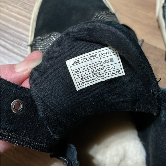 UGG High top Sneakers - Picture 3 of 5